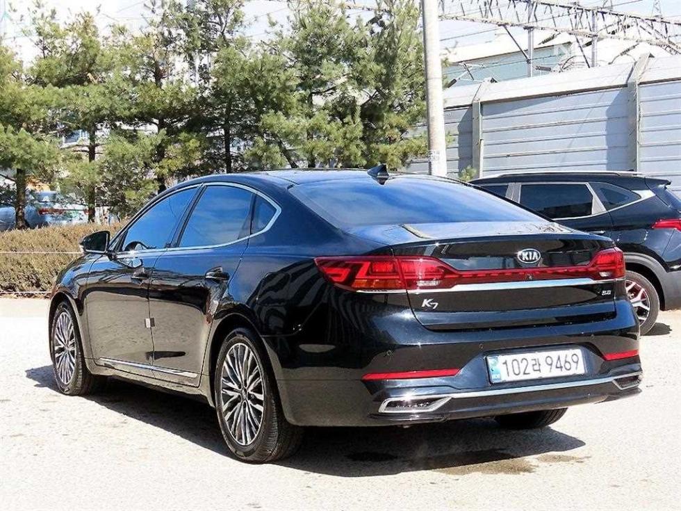 2020 - kia k7