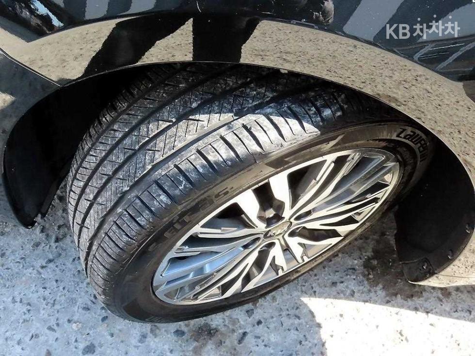 2020 - kia k7