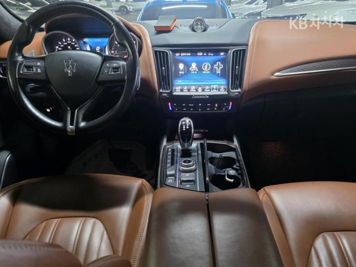 Maserati Levante 3.0 Diesel AWD Base Type 3