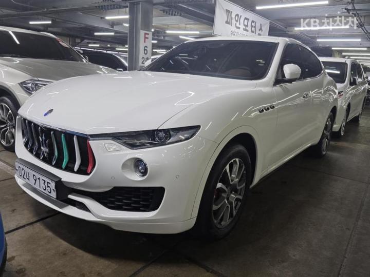 Maserati Levante 3.0 Diesel AWD Base Type 8
