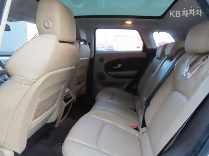 Land Rover Range Rover Evoque 5 Duo 2.0 TD4 SE 7