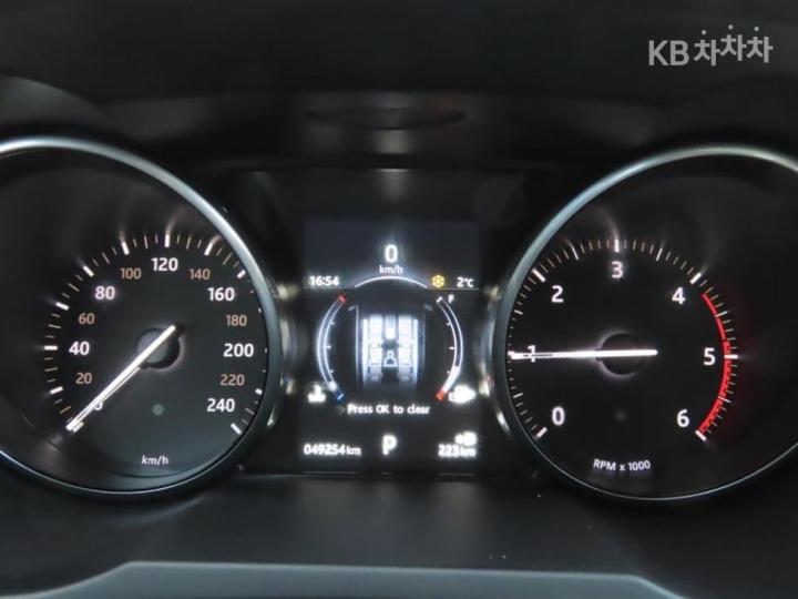 Land Rover Range Rover Evoque 5 Duo 2.0 TD4 SE 9