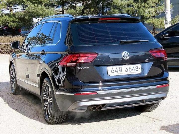 Volkswagen Tiguan 2.0 TDI Prestige 4