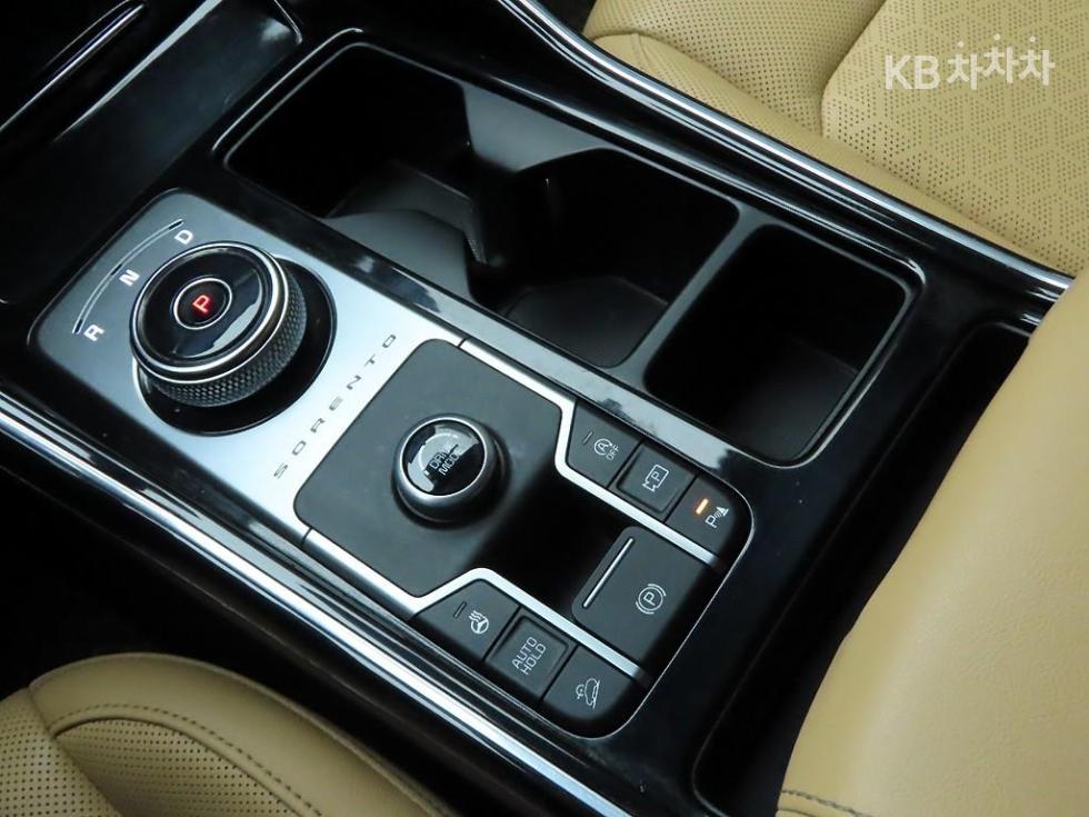 Kia Sorento — miniaturë 11
