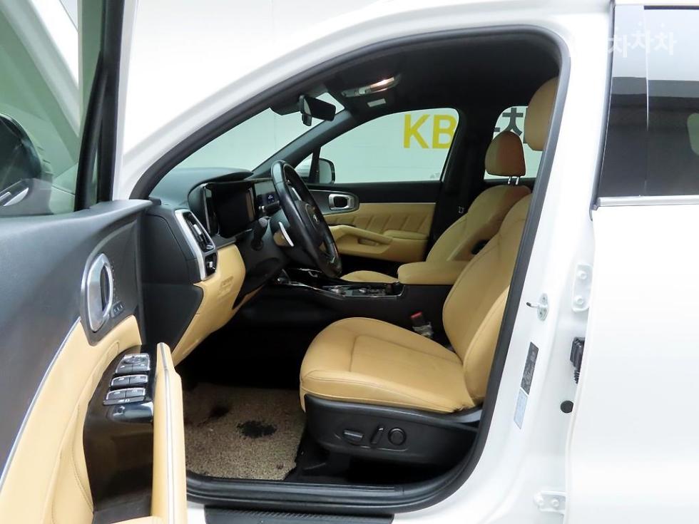 Kia Sorento — miniaturë 12