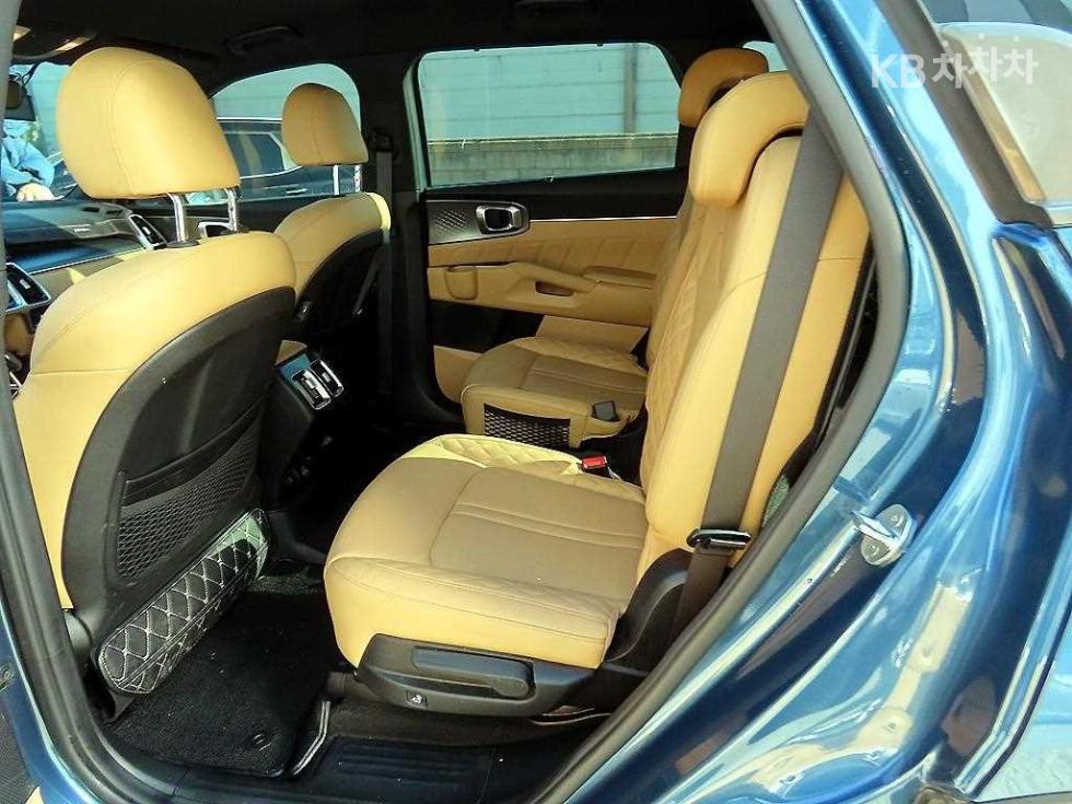 2021 - kia sorento