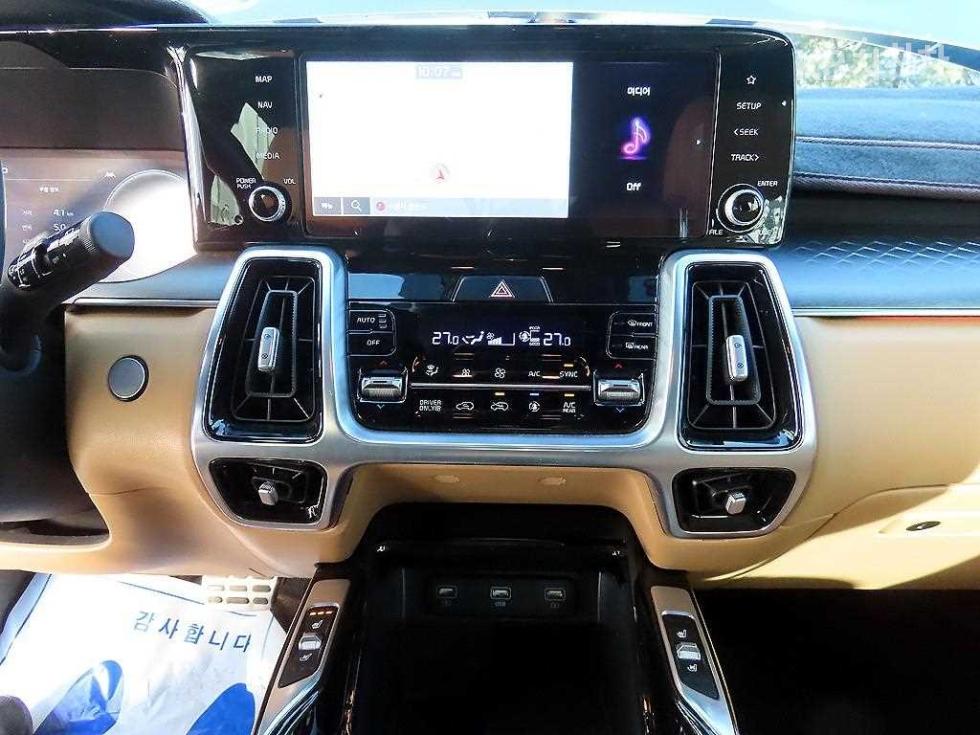 2021 - kia sorento
