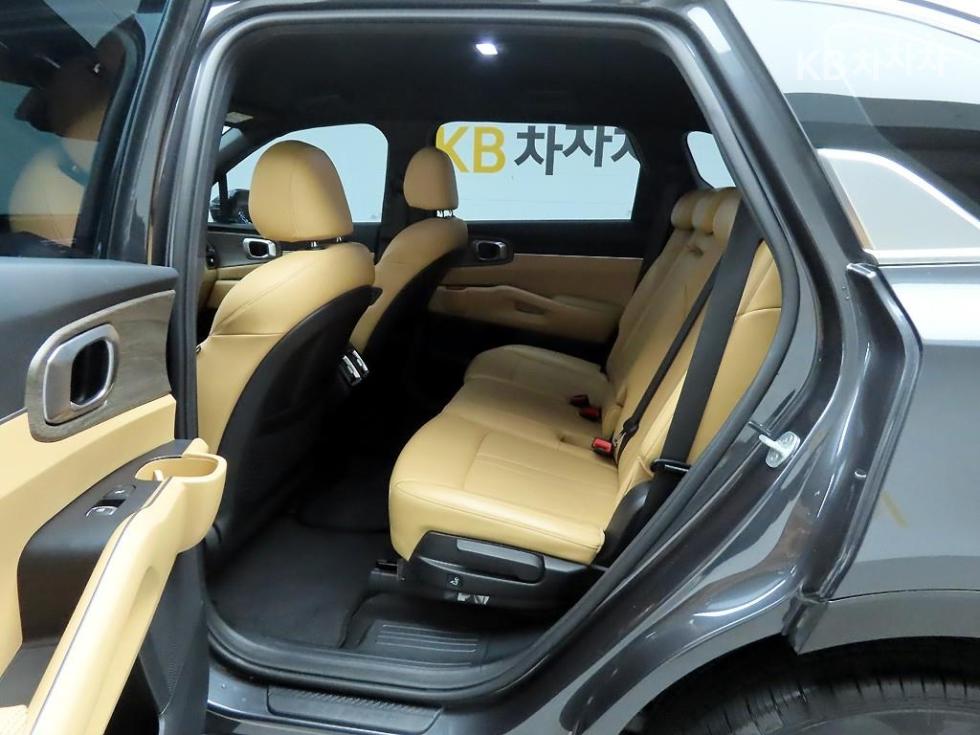 2022 - kia sorento