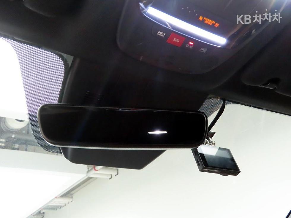 2022 - kia sorento