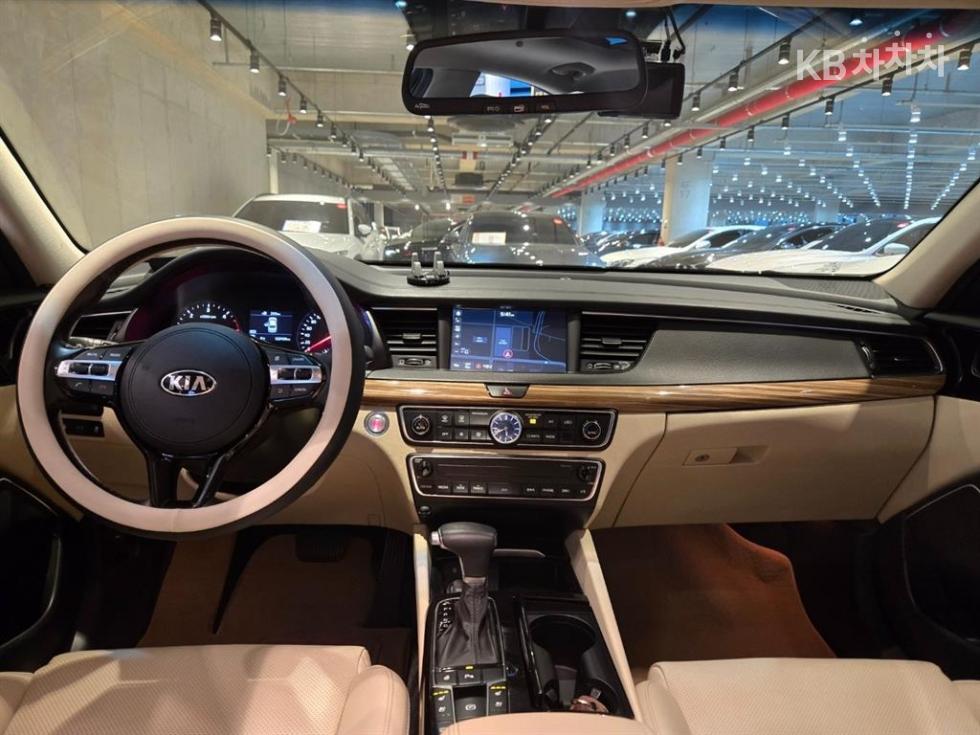 2016 - kia k7