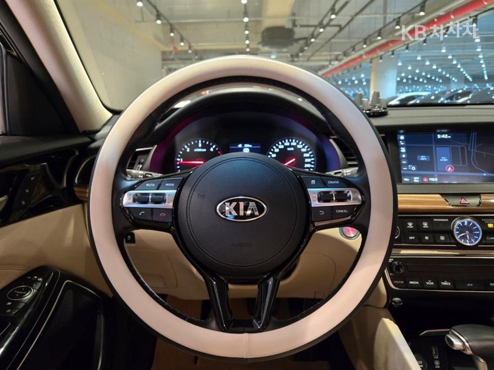 2016 - kia k7