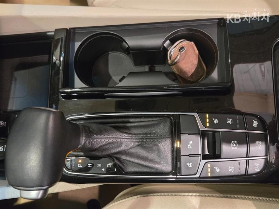 2016 - kia k7