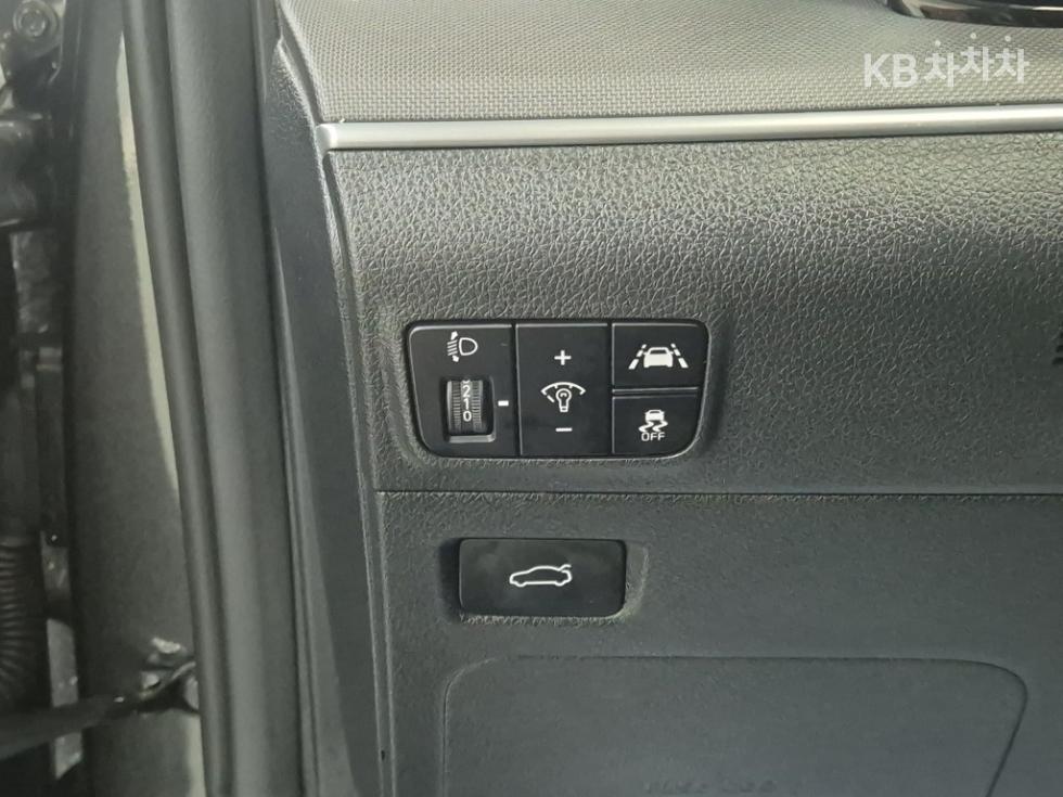 2021 - kia k5