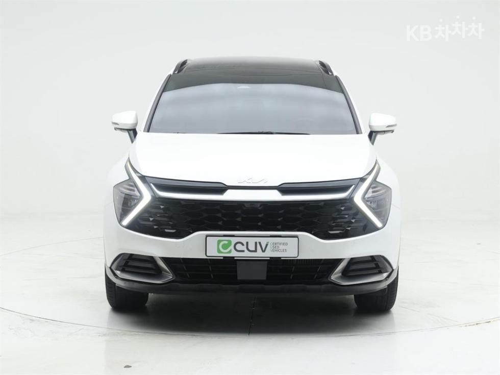 2022 - kia sportage