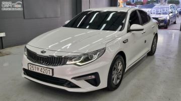Kia K5 렌터카 2.0 LPI — foto 1