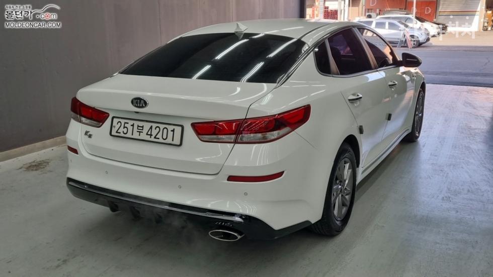 2019 - kia k5