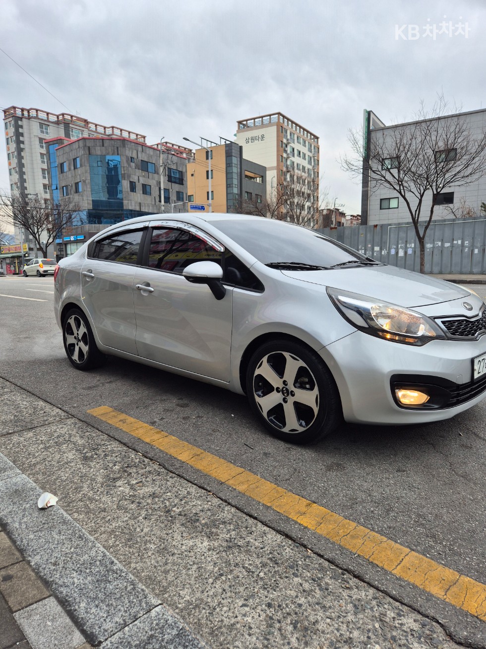 2013 - kia pride