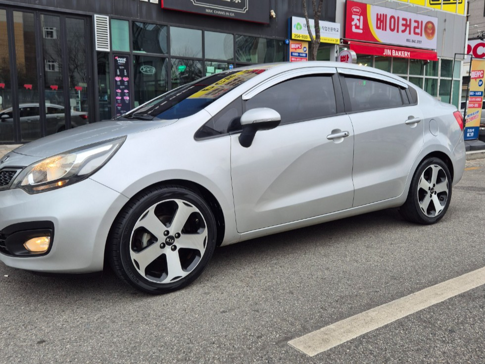 2013 - kia pride
