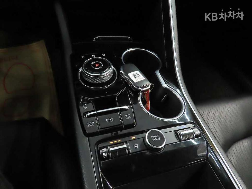 2020 - kia k5