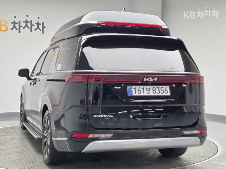 Kia Carnival High Limousine G3.5 GDI Signature 3