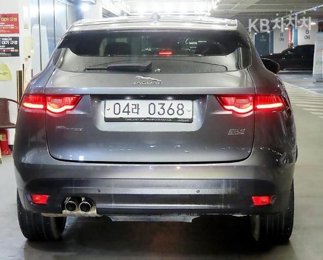 Jaguar F-PACE 20d PRESTIGE 5
