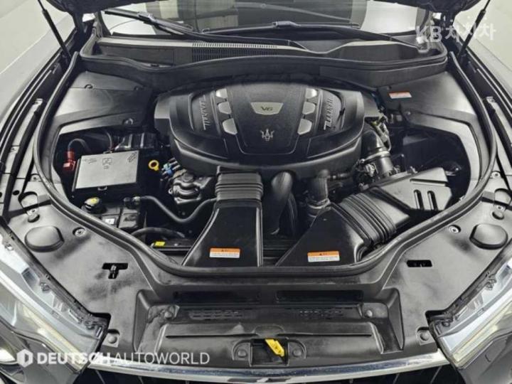 Maserati Levante 3.0 Diesel AWD GranSport 7