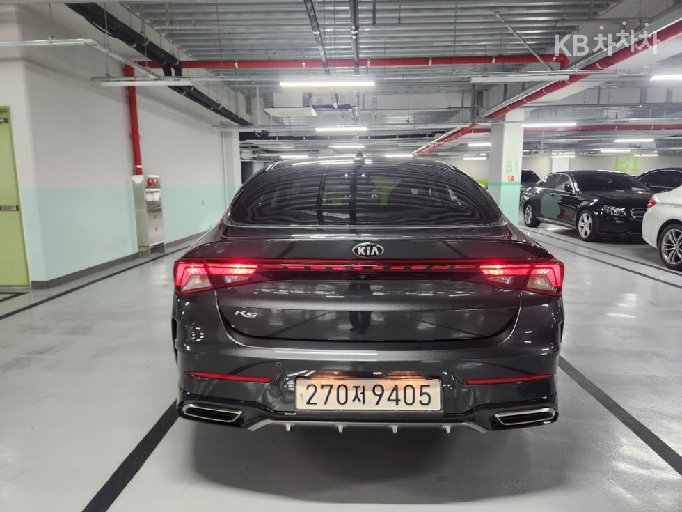 2021 - kia k5