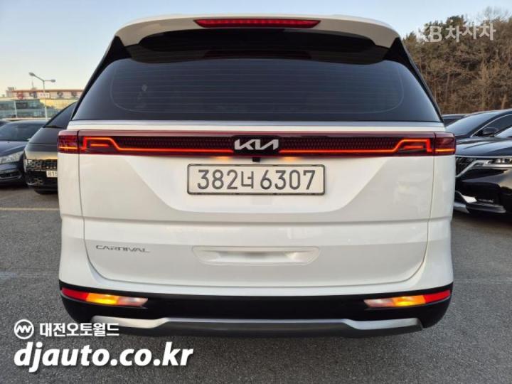 Kia Carnival D2.2 Noblesse 6