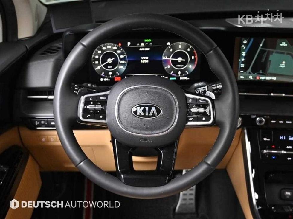 2021 - kia carnival