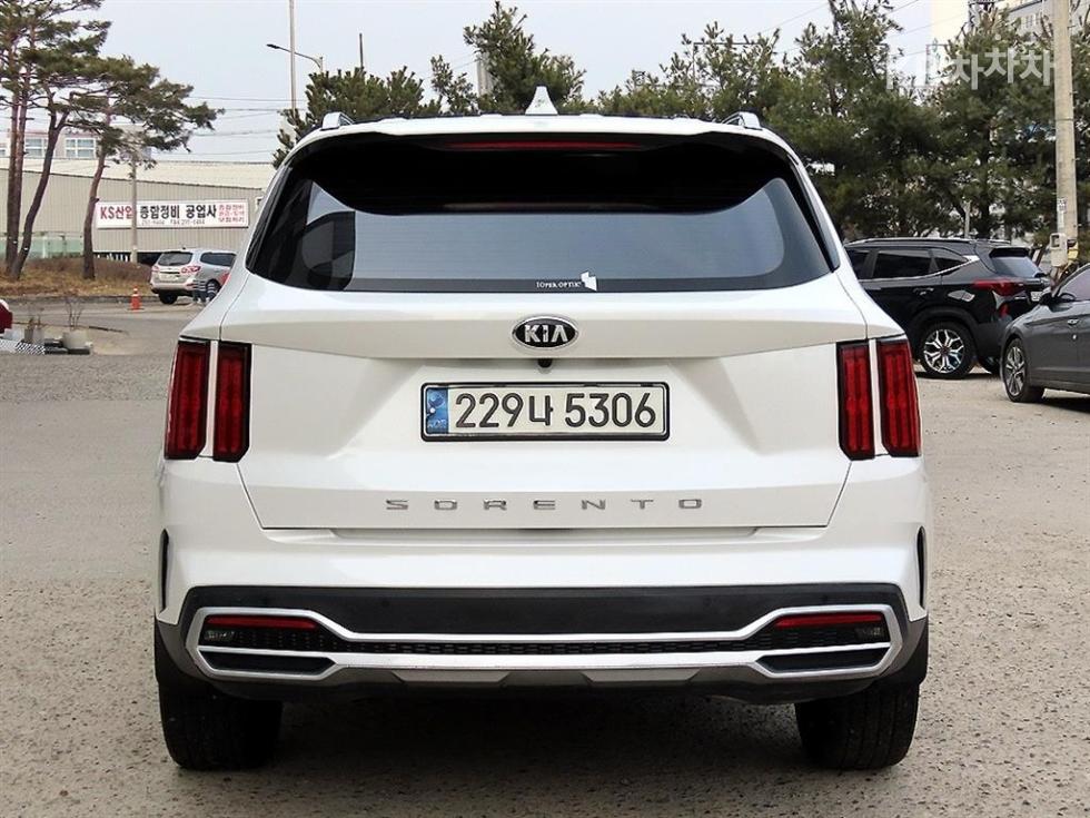 2021 - kia sorento