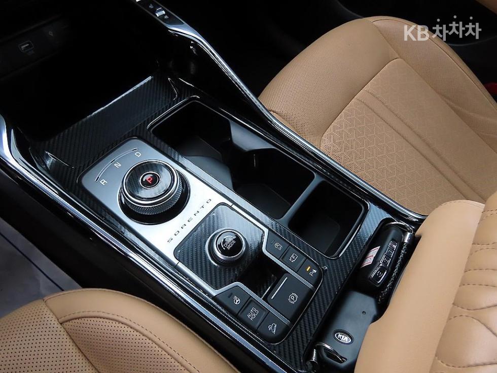 2021 - kia sorento