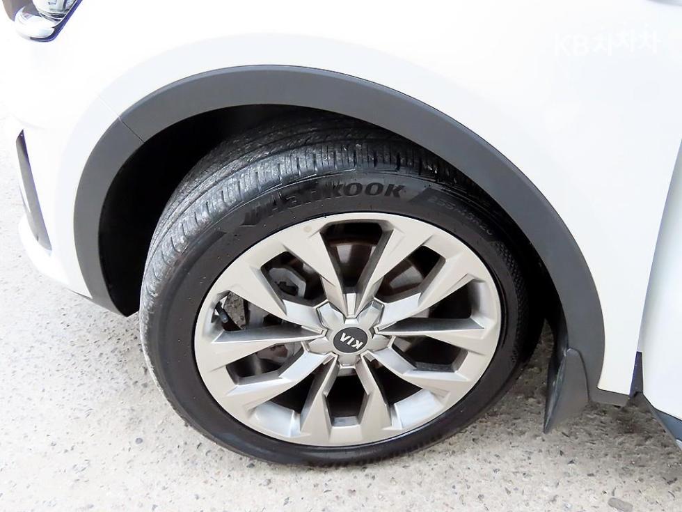 2021 - kia sorento