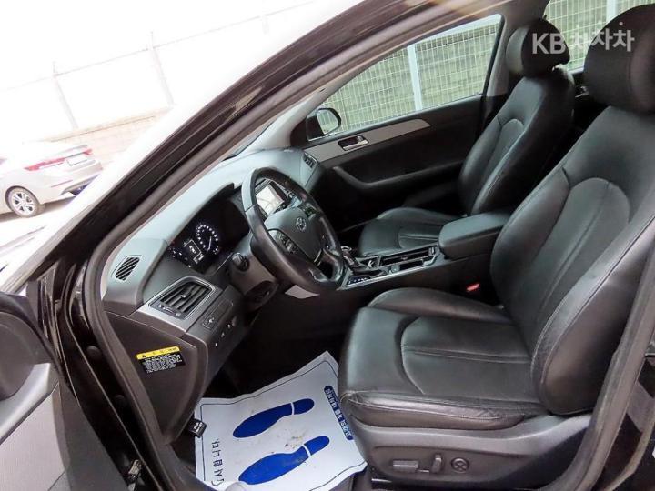 Hyundai Sonata LF LPI Premium Regular 6