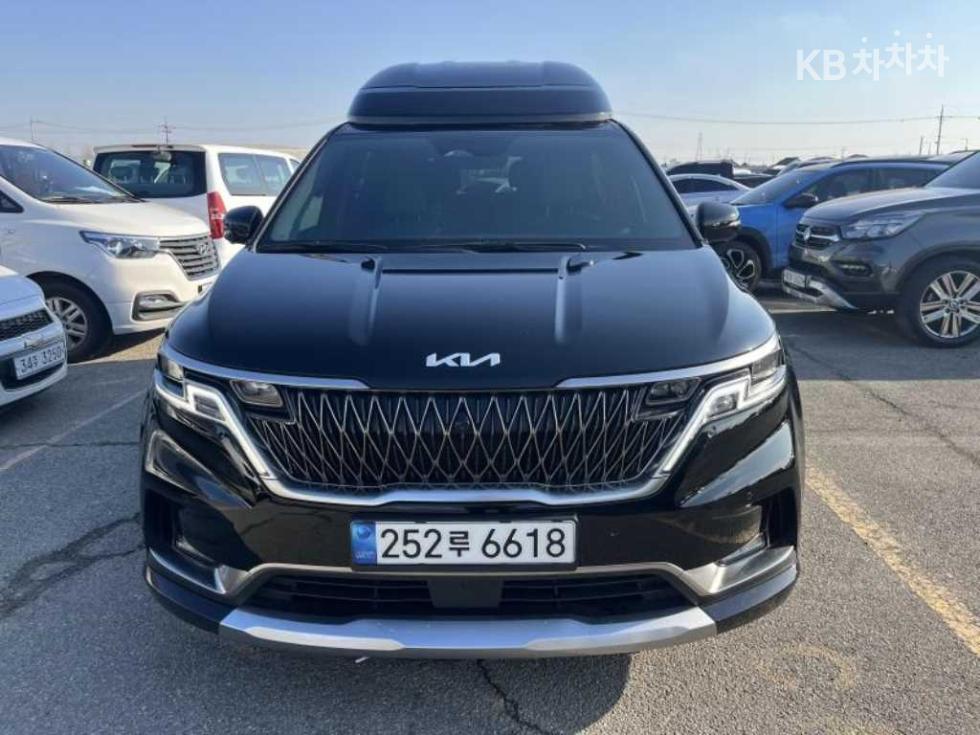 2023 - kia carnival