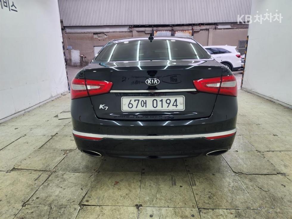 2016 - kia k7