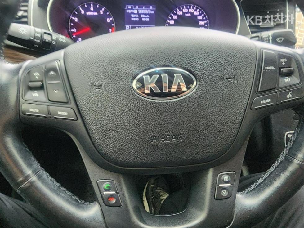 2016 - kia k7