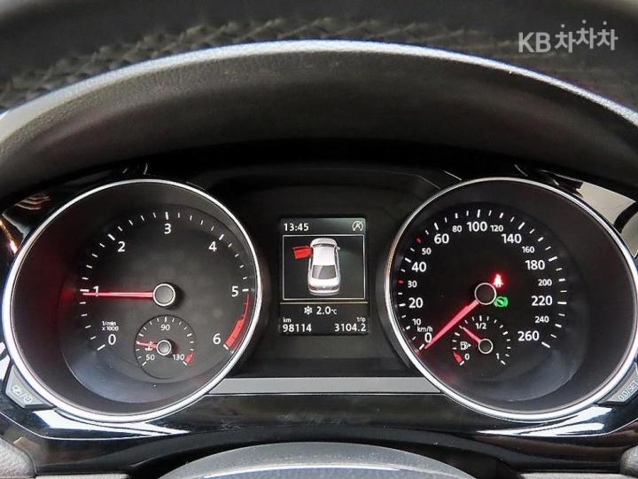 Volkswagen Jetta New 2.0 TDI BlueMotion Premium 9