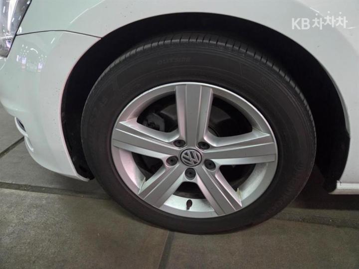 Volkswagen Golf 1.4 TSI MK7 6