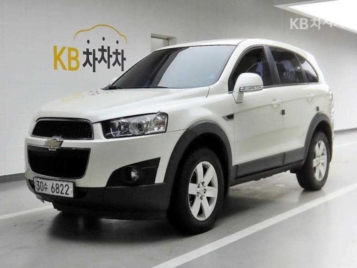 Chevrolet Captiva 2WD LS 3