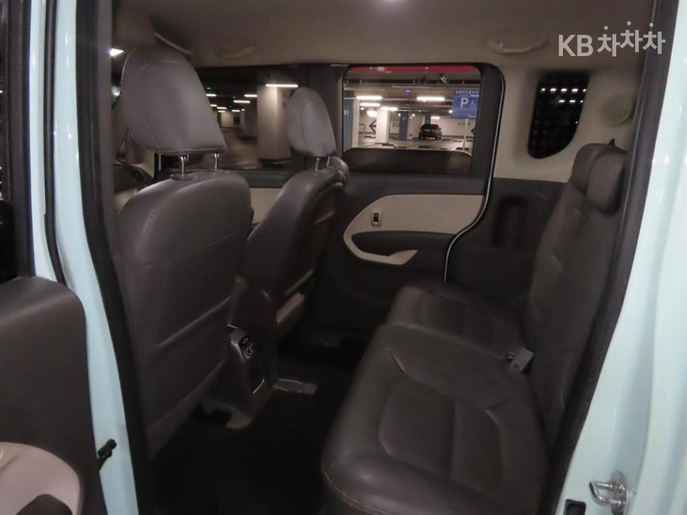 2012 - kia ray