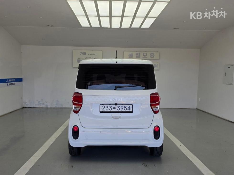 2022 - kia ray
