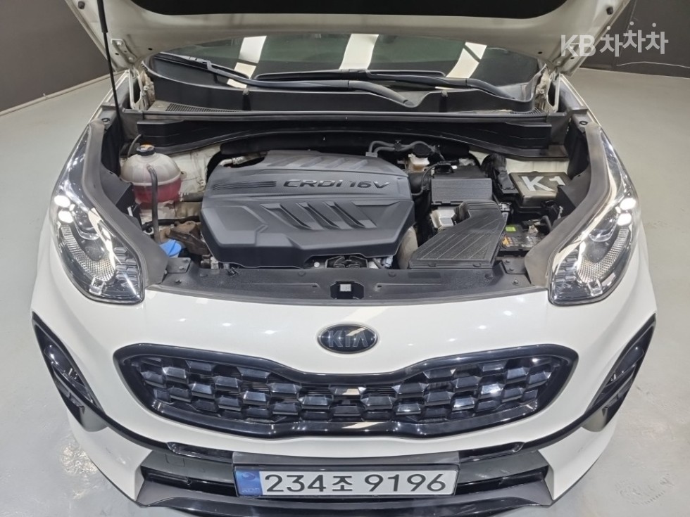 2021 - kia sportage