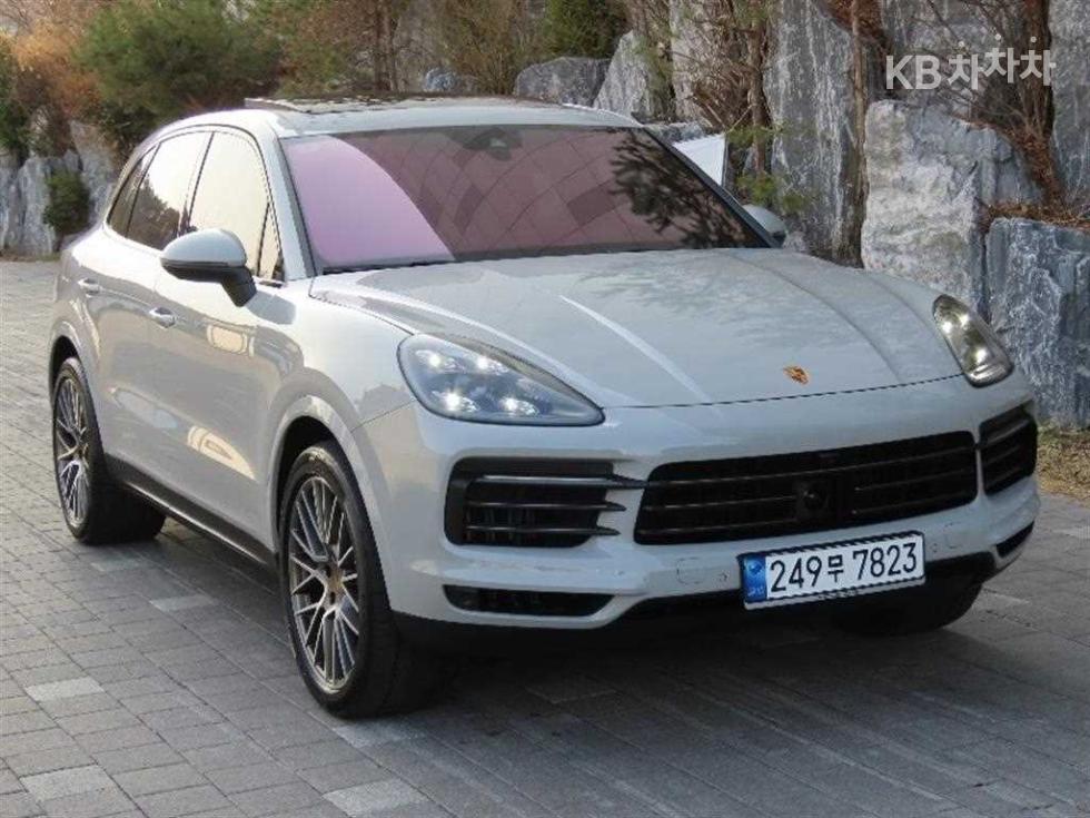 Porsche Cayenne — miniaturë 2