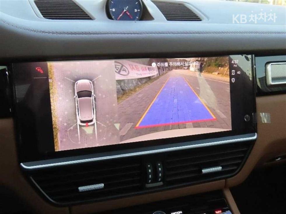 Porsche Cayenne — miniaturë 9
