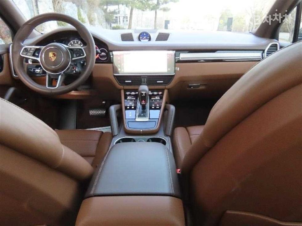 Porsche Cayenne — miniaturë 14