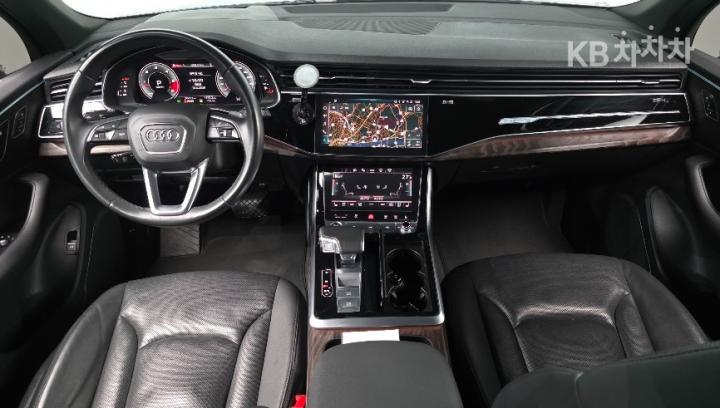 Audi Q7 New 3.0 45 TDI Quattro Premium 8