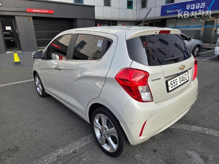 Chevrolet Spark The Next LTZ 4