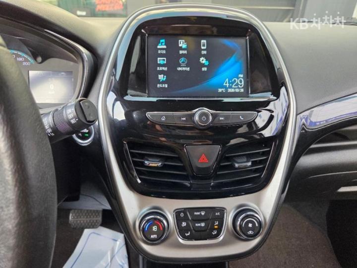 Chevrolet Spark The Next LTZ 8