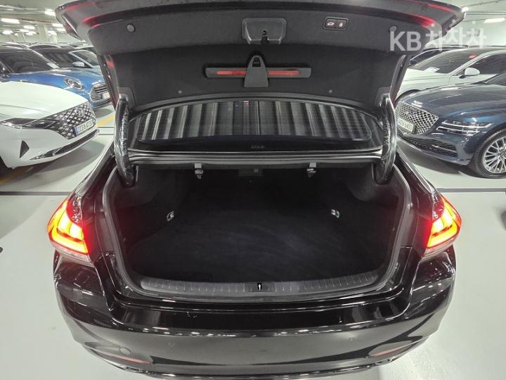 Genesis G80 3.8 GDI Prestige 9