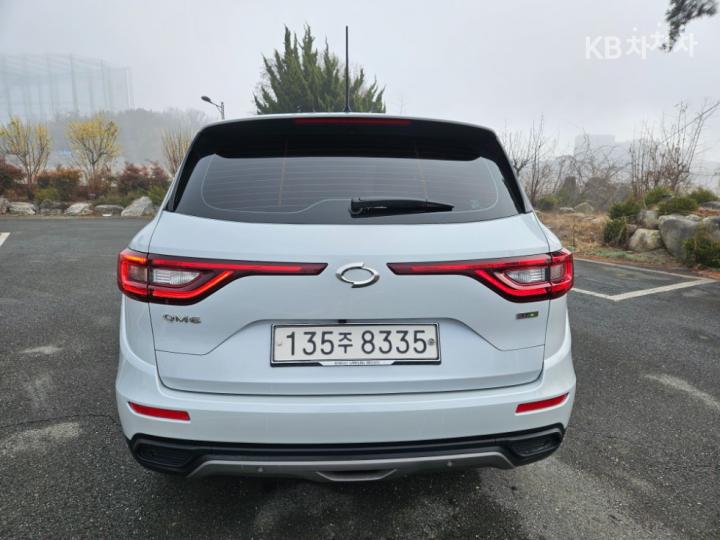 Renault QM6 2.0 LPe 2WD SE 5